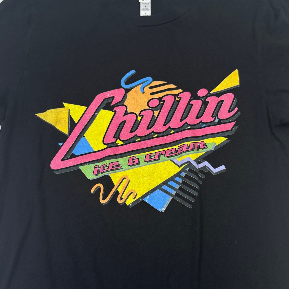 Chillin Ice Cream Retro Graphic‎ Tee T-Shirt Black Retro Streetwear Pop Art Neon